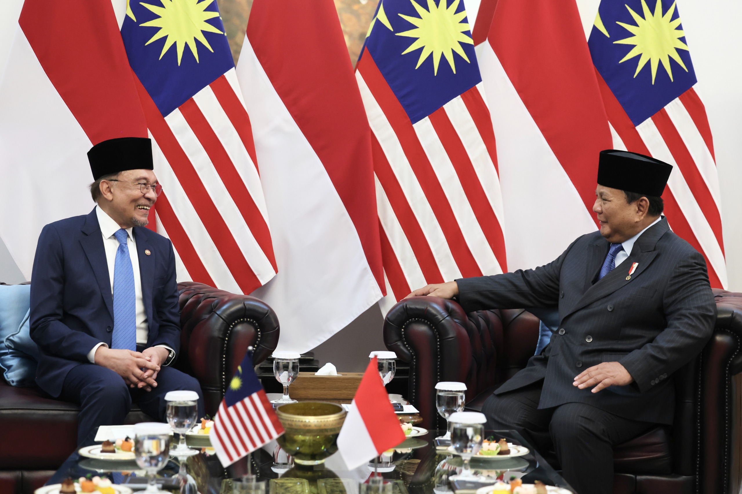 Gencatan Senjata Terjadi! Prabowo Puji Anwar Ibrahim di Istana Merdeka